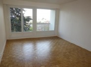 Rental three-room apartment Bron